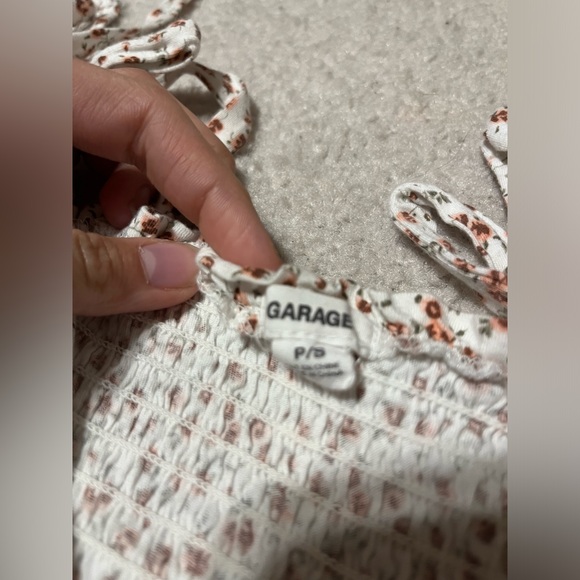 Garage rose pattern tie-strap tank top - Picture 4 of 5